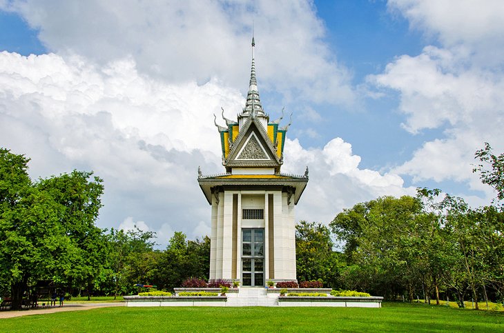 cambodia-phnom-penh-memorial-stupa-at-choeung-ek.jpg cambodia-phnom-penh-memorial-stupa-at-choeung-ek.jpg